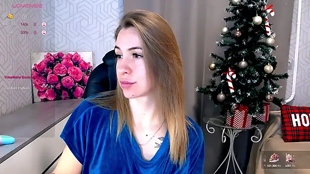Snapshot of Naughty__Megan chatting on January 2025 10:17:01 AM Naughty Megan online show from January 2025 10:17:01 AM