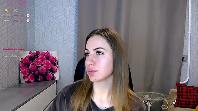 Snapshot of Naughty__Megan chatting on January 2025 04:45:01 PM Naughty Megan online show from January 2025 04:45:01 PM