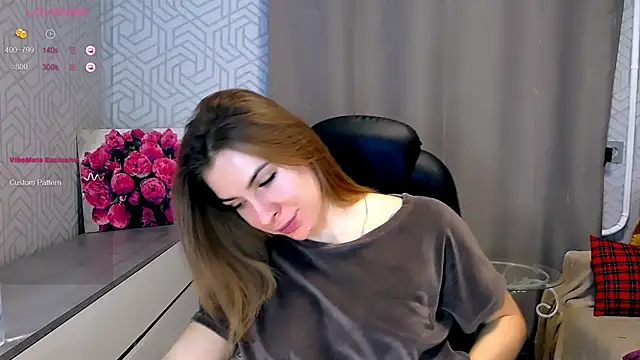 Snapshot of Naughty__Megan chatting on February 2025 05:09:01 AM Naughty Megan online show from February 2025 05:09:01 AM