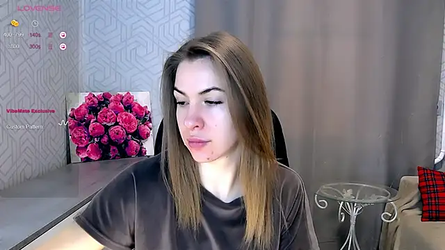 Snapshot of Naughty__Megan chatting on February 2025 06:00:01 AM Naughty Megan online show from February 2025 06:00:01 AM