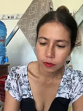 Snapshot of 2HotAsain4u chatting on January 2025 01:29:01 AM 2HotAsain4u online show from January 2025 01:29:01 AM