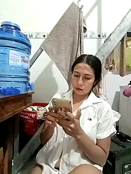 Snapshot of 2HotAsain4u chatting on January 2025 01:36:02 PM 2HotAsain4u online show from January 2025 01:36:02 PM