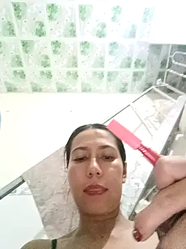 Snapshot of 2HotAsain4u chatting on February 2025 05:48:01 PM 2HotAsain4u online show from February 2025 05:48:01 PM