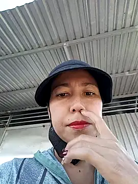 Snapshot of 2HotAsain4u chatting on February 2025 01:55:02 AM 2HotAsain4u online show from February 2025 01:55:02 AM