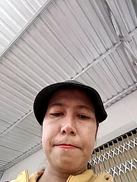 Snapshot of 2HotAsain4u chatting on December 2025 01:56:02 AM 2HotAsain4u online show from December 2025 01:56:02 AM