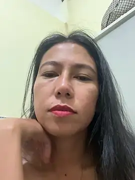 Snapshot of 2HotAsain4u chatting on January 2026 11:58:02 PM 2HotAsain4u online show from January 2026 11:58:02 PM