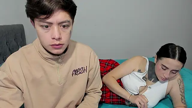 Snapshot of steban_and_kim chatting on February 2026 09:10:02 PM steban and kim online show from February 2026 09:10:02 PM