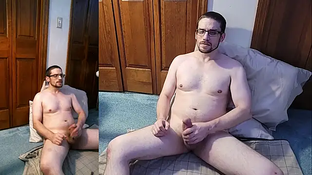 Snapshot of MaxxCloud chatting on October 2025 08:25:02 AM MaxxCloud online show from October 2025 08:25:02 AM