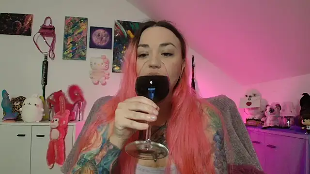 Snapshot of PinkHurricaneOfficial chatting on October 2025 05:22:02 PM PinkHurricaneOfficial online show from October 2025 05:22:02 PM