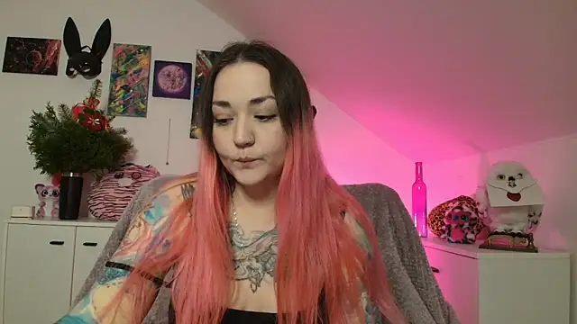 PinkHurricaneOfficial online show from March 2026 04:55:01 PM