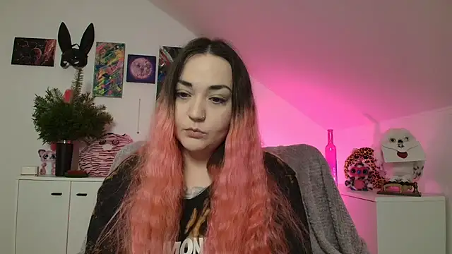 PinkHurricaneOfficial online show from March 2026 04:32:01 PM