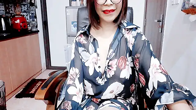 Snapshot of Miu-Le chatting on March 2026 09:19:01 PM Miu-Le online show from March 2026 09:19:01 PM