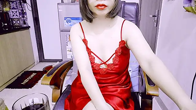 Miu-Le online show from April 2026 05:50:01 PM