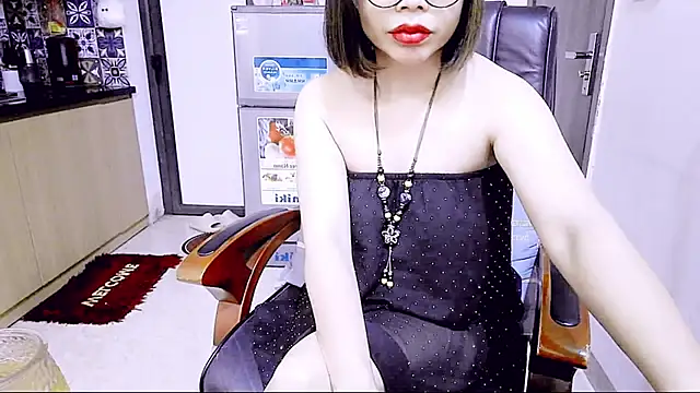 Miu-Le online show from April 2026 06:24:02 PM