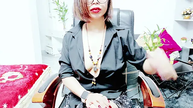 Miu-Le online show from June 2026 08:11:02 PM