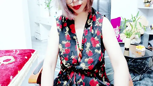 Miu-Le online show from June 2026 07:38:02 PM