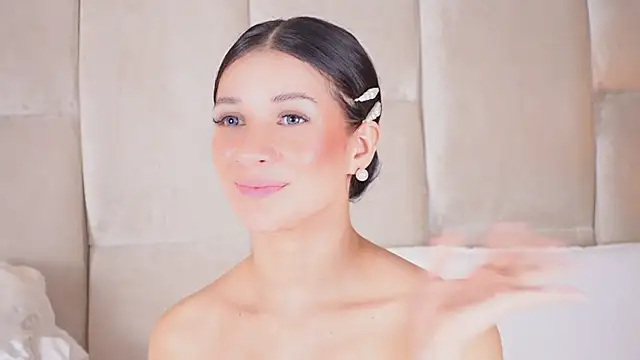 KiraKayleigh1 online show from March 2025 09:48:02 PM