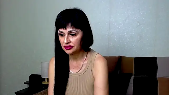 VeneraV online show from February 2026 02:35:01 PM