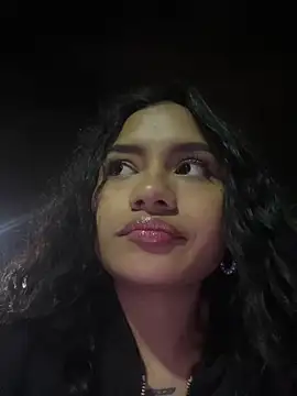 Snapshot of Riana_Kean chatting on December 2024 05:09:02 AM Riana Kean online show from December 2024 05:09:02 AM
