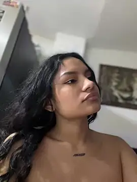 Snapshot of Riana_Kean chatting on December 2024 03:35:01 AM Riana Kean online show from December 2024 03:35:01 AM