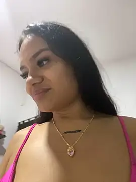 Snapshot of Riana_Kean chatting on December 2024 04:01:02 AM Riana Kean online show from December 2024 04:01:02 AM