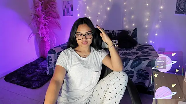 Riana Kean online show from February 2026 08:18:02 AM