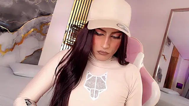 Snapshot of Ari_Tss chatting on December 2025 03:40:02 PM Ari Tss online show from December 2025 03:40:02 PM