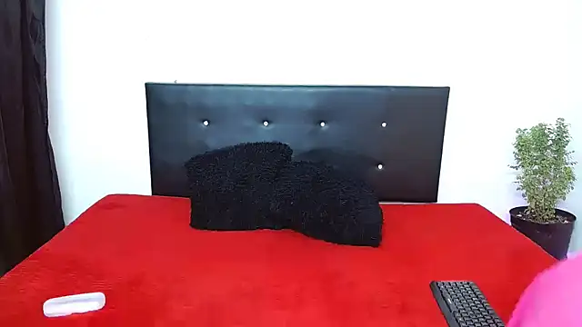 Shanttal0272 online show from January 2025 08:21:01 PM