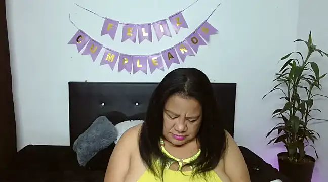 Shanttal0272 online show from January 2025 02:13:01 PM