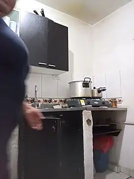 Shanttal0272 online show from October 2025 04:38:02 PM