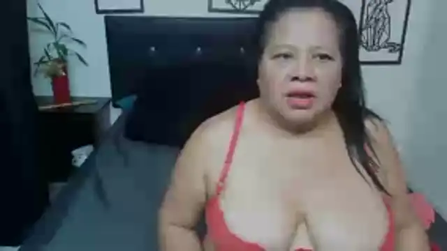 Snapshot of Shanttal0272 chatting on November 2025 06:44:02 PM Shanttal0272 online show from November 2025 06:44:02 PM