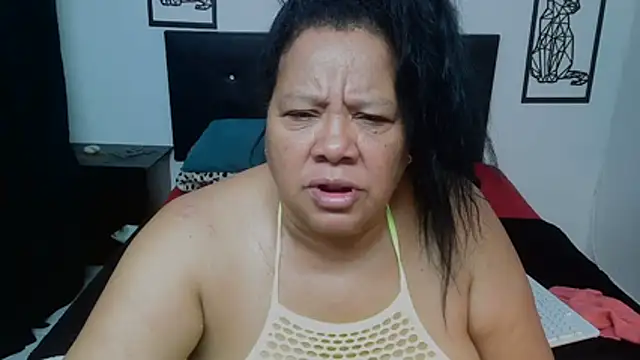 Snapshot of Shanttal0272 chatting on December 2025 02:59:02 PM Shanttal0272 online show from December 2025 02:59:02 PM