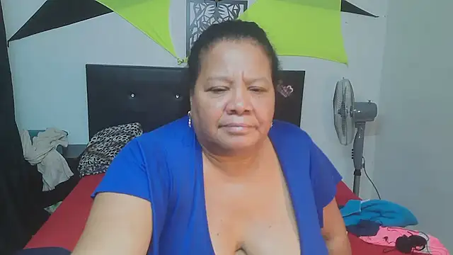 Snapshot of Shanttal0272 chatting on March 2026 05:27:02 PM Shanttal0272 online show from March 2026 05:27:02 PM