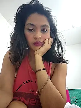 inti amor online show from March 2025 07:05:01 PM