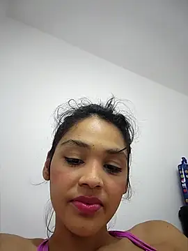 inti amor online show from March 2025 10:08:02 PM