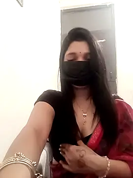 Snapshot of Beauty-khan chatting on February 2026 05:43:01 PM Beauty-khan online show from February 2026 05:43:01 PM