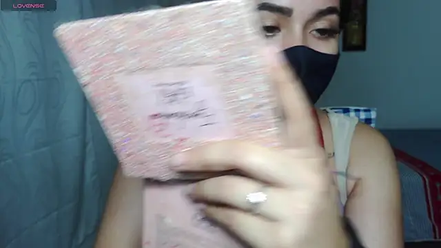 Snapshot of umarany chatting on October 2025 12:39:02 PM umarany online show from October 2025 12:39:02 PM