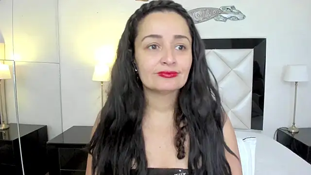  luna  sweet  online show from February 2025 03:36:01 AM