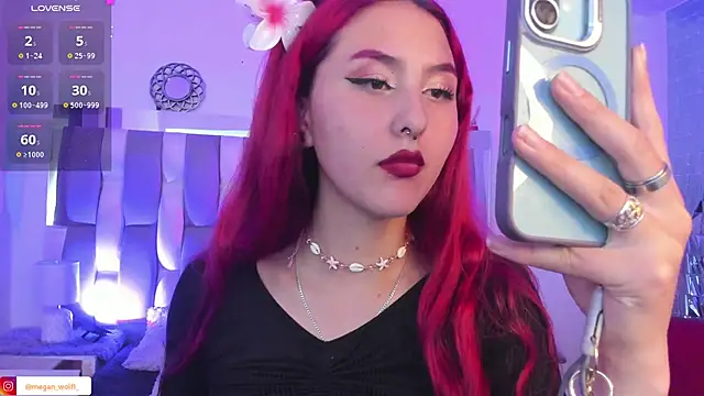 Snapshot of Megan_wolf1_ chatting on March 2025 07:20:01 AM Megan wolf1 online show from March 2025 07:20:01 AM