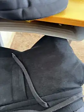 Snapshot of Black-mamba-madingo chatting on October 2025 10:16:02 AM Black-mamba-madingo online show from October 2025 10:16:02 AM