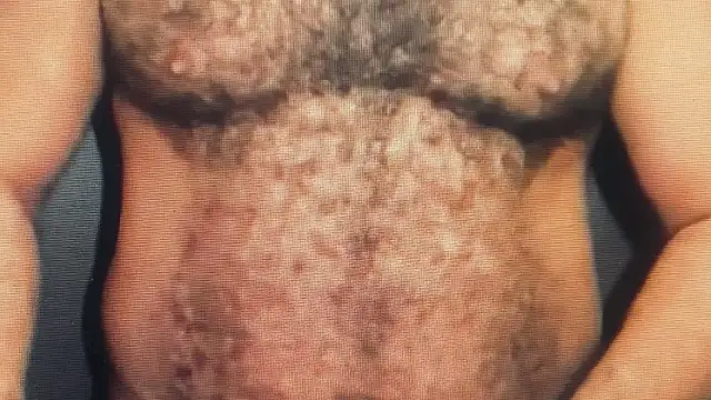 Snapshot of HAIRY_ARAB_SULTAN chatting on June 2026 10:26:01 PM HAIRY ARAB SULTAN online show from June 2026 10:26:01 PM