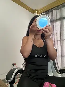 bella-black online show from May 2026 02:24:02 PM