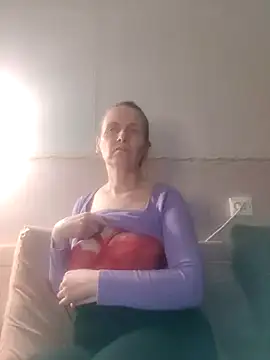 Snapshot of Evelina_cute chatting on January 2025 09:13:01 PM Evelina cute online show from January 2025 09:13:01 PM