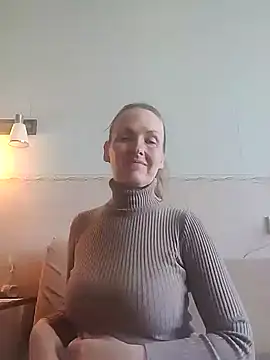 Snapshot of Evelina_cute chatting on September 2025 07:19:01 AM Evelina cute online show from September 2025 07:19:01 AM