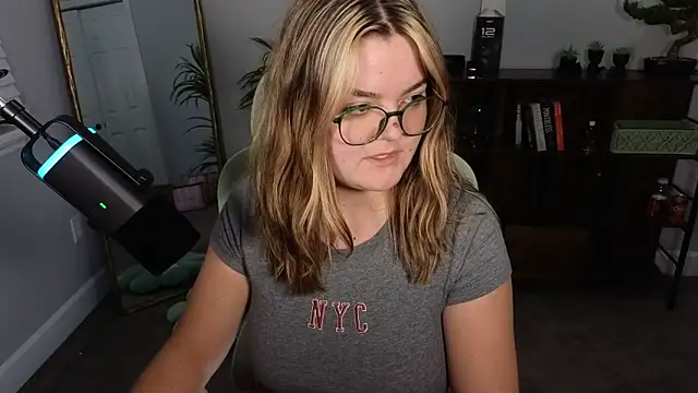 Snapshot of rodeobrii chatting on October 2025 02:31:02 AM rodeobrii online show from October 2025 02:31:02 AM