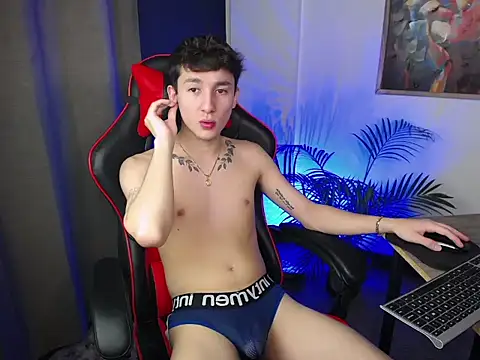 Snapshot of SebasstianGrand chatting on February 2025 11:41:01 PM SebasstianGrand online show from February 2025 11:41:01 PM