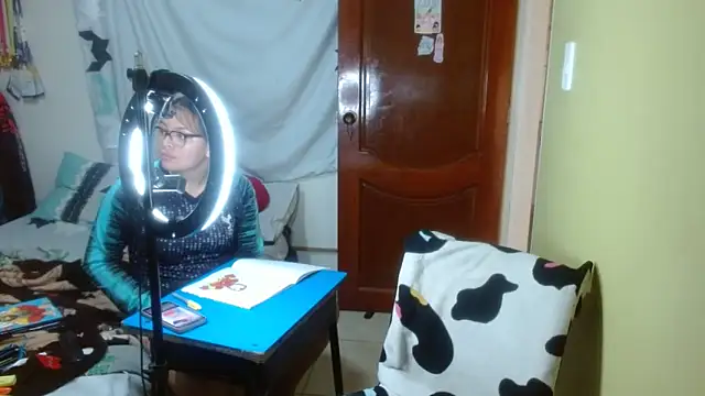 clayre and jill online show from February 2026 06:12:02 PM