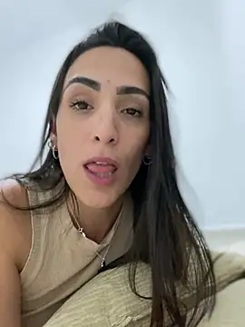 Snapshot of alessandra-a chatting on January 2025 01:29:01 AM alessandra-a online show from January 2025 01:29:01 AM