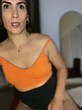 Snapshot of alessandra-a chatting on January 2025 12:12:01 AM alessandra-a online show from January 2025 12:12:01 AM