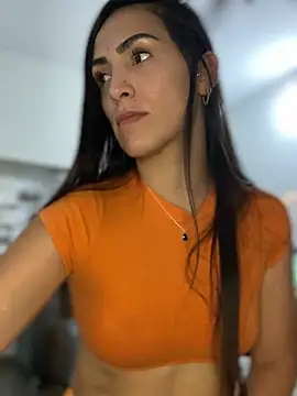 Snapshot of alessandra-a chatting on January 2025 10:15:02 PM alessandra-a online show from January 2025 10:15:02 PM